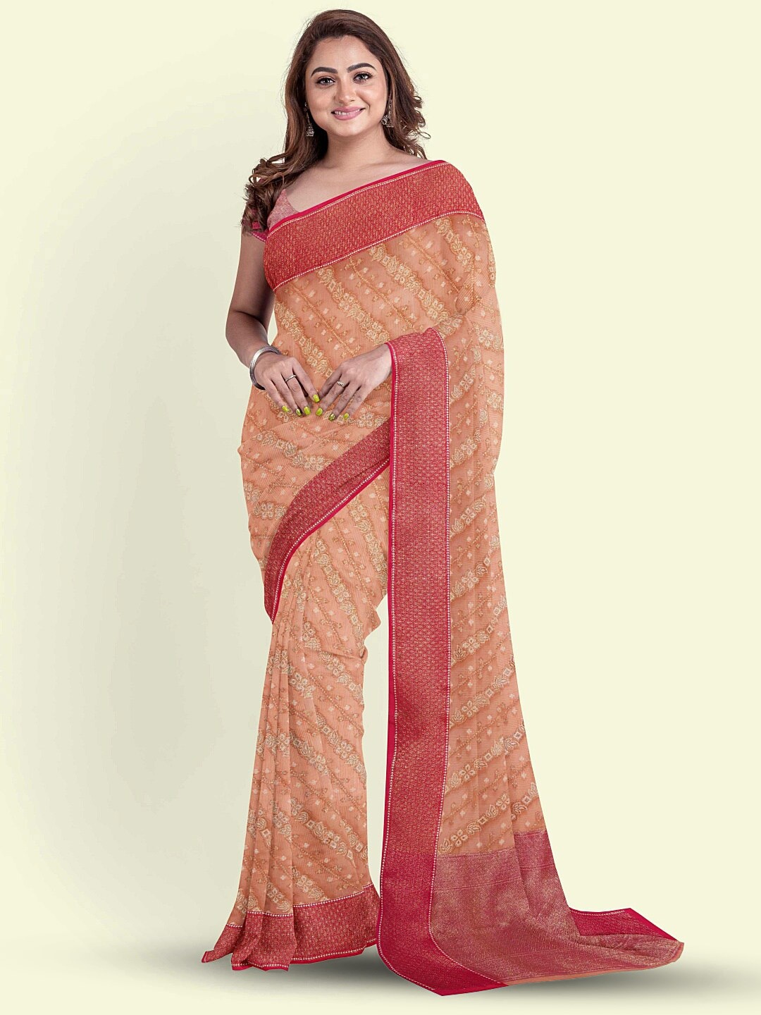 

PTIEPL Banarasi Silk Works Ethnic Motifs Woven Design Zari Banarasi Saree, Red