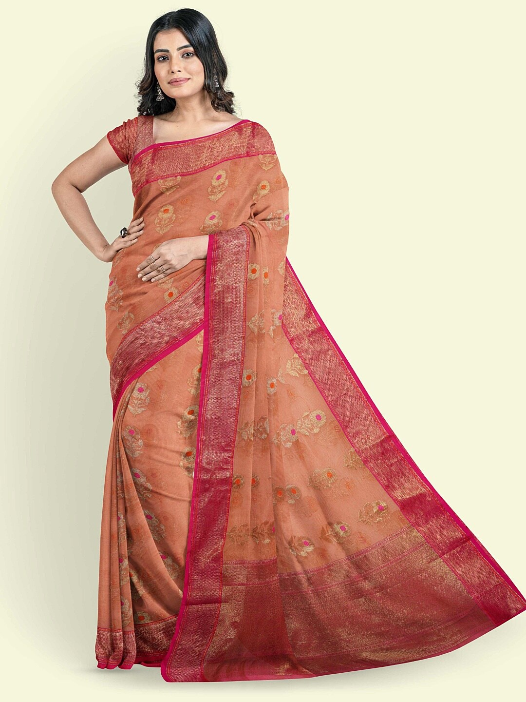 

PTIEPL Banarasi Silk Works Floral Zari Banarasi Saree, Peach
