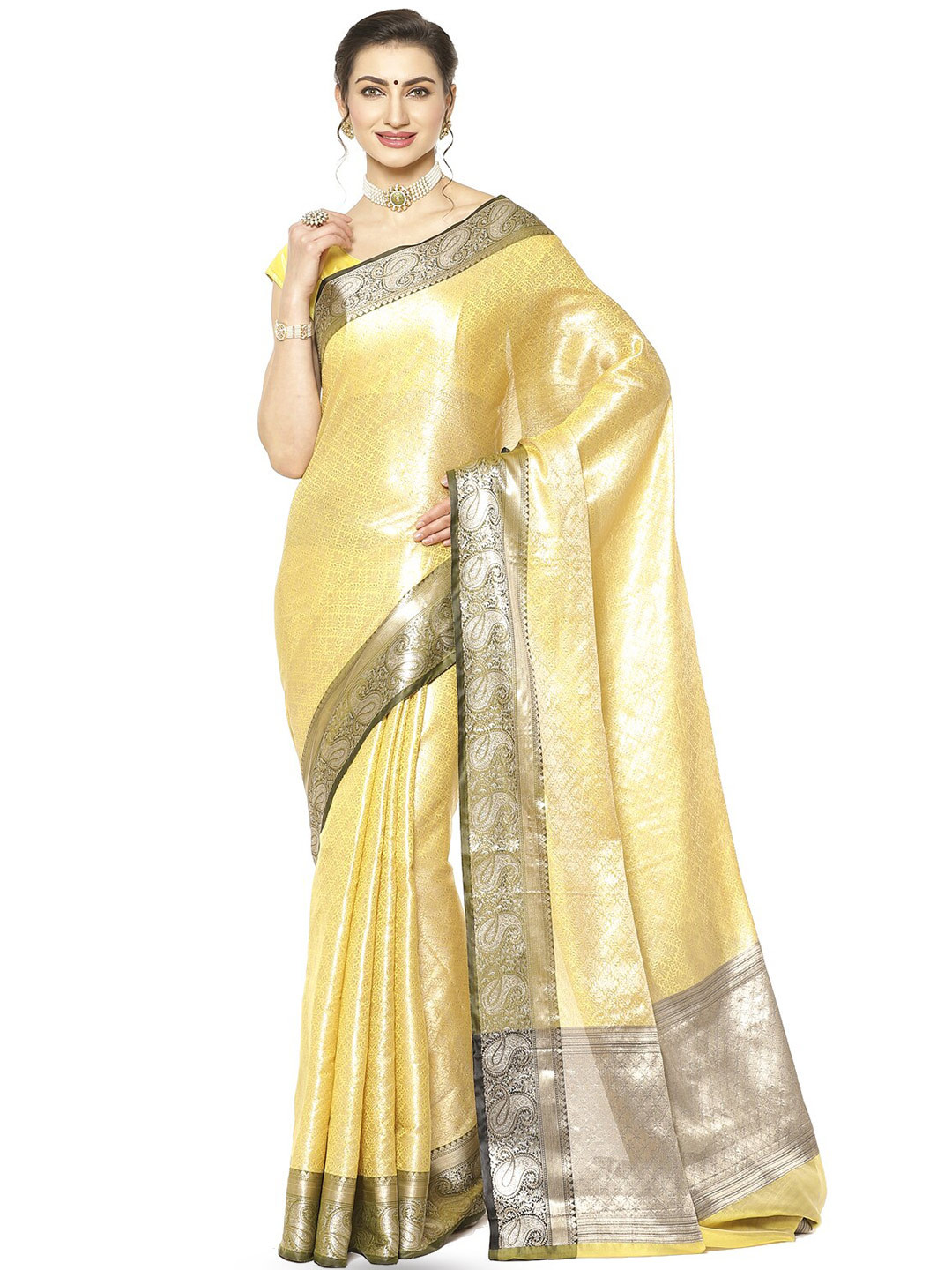 

PTIEPL Banarasi Silk Works Floral Zari Silk Blend Kanjeevaram Saree, Gold