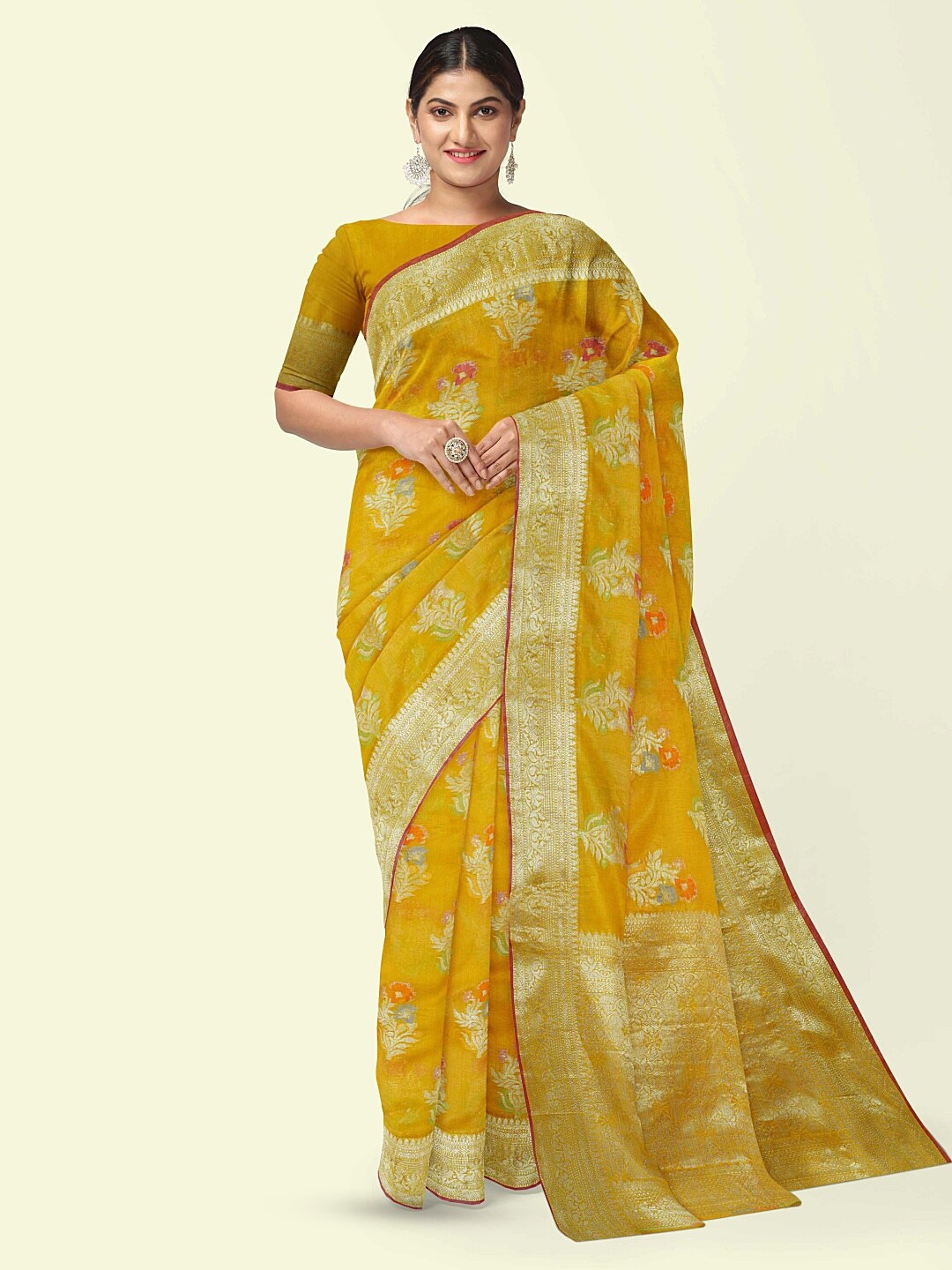 

PTIEPL Banarasi Silk Works Floral Woven Design Zari Banarasi Saree, Gold