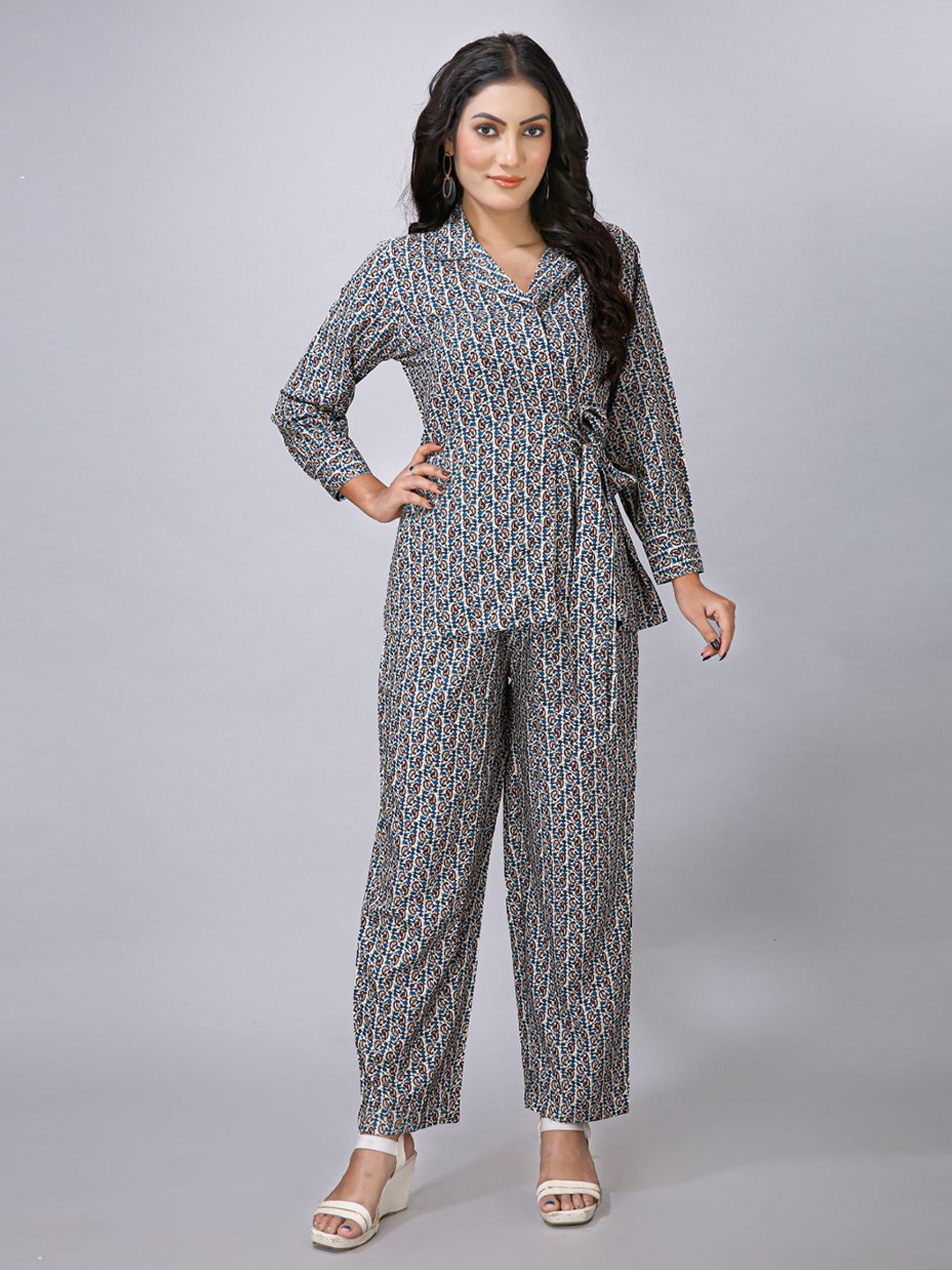 

MAIYEE Printed Top With Palazzo Co-Ords, Grey