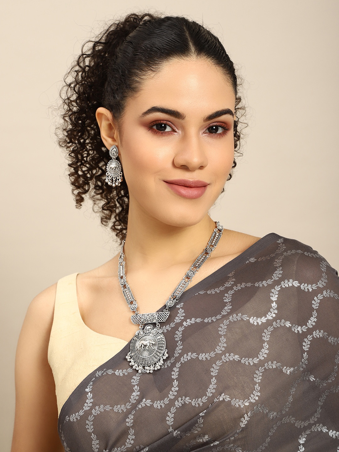 

Anouk Women Silver-Plated Necklace with Earrings