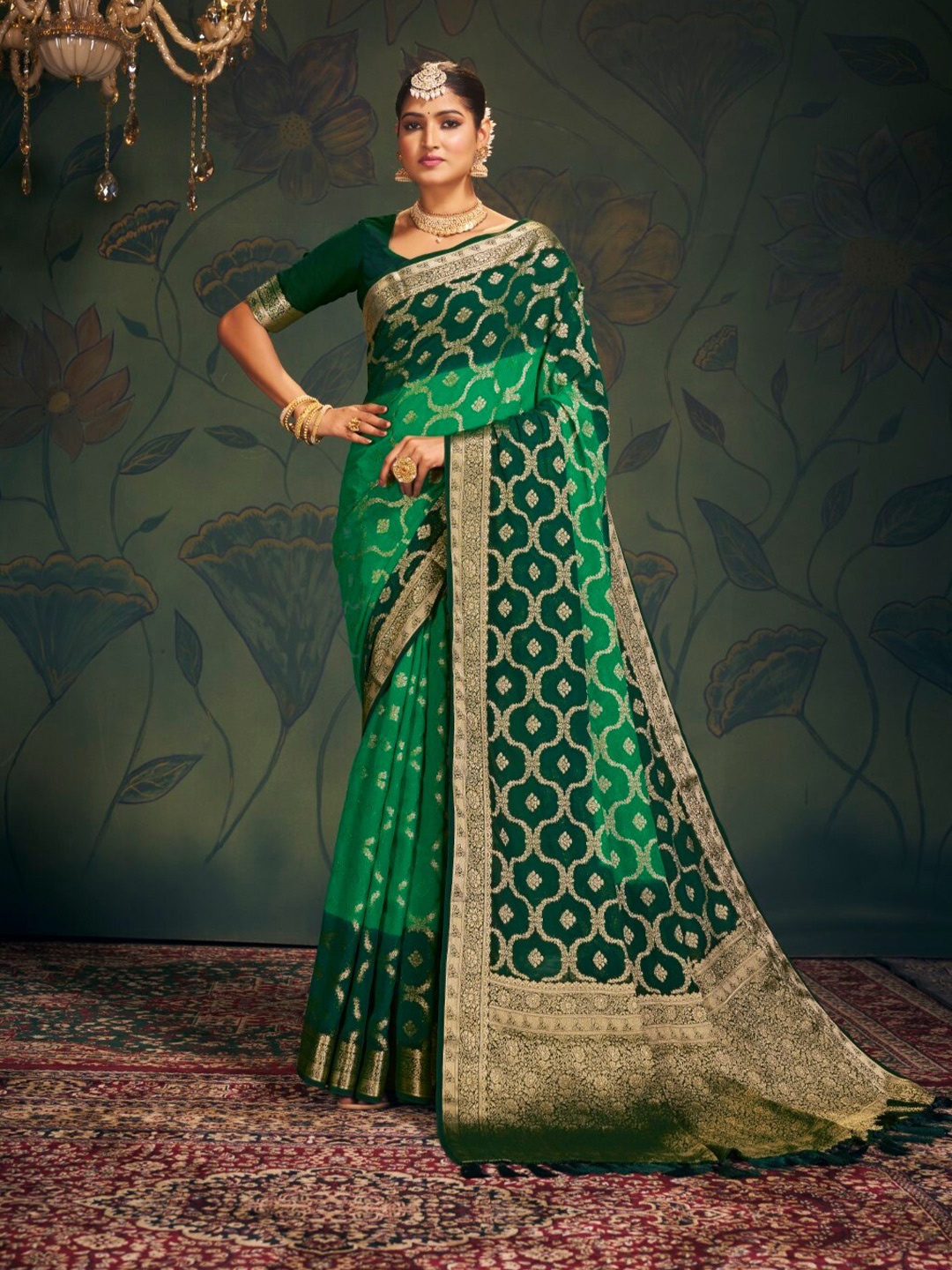 

V3 FASHION STUDIO Ethnic Motifs Zari Pure Georgette Banarasi Saree, Green