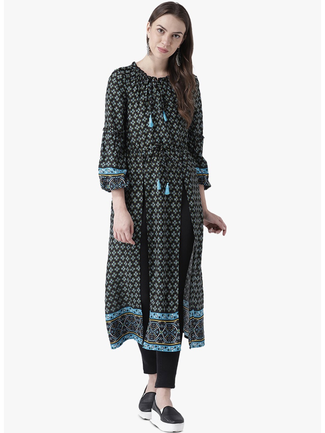 

DODO & MOA Floral Printed Keyhole Neck Puff Sleeves Cotton A-Line Kurta, Black