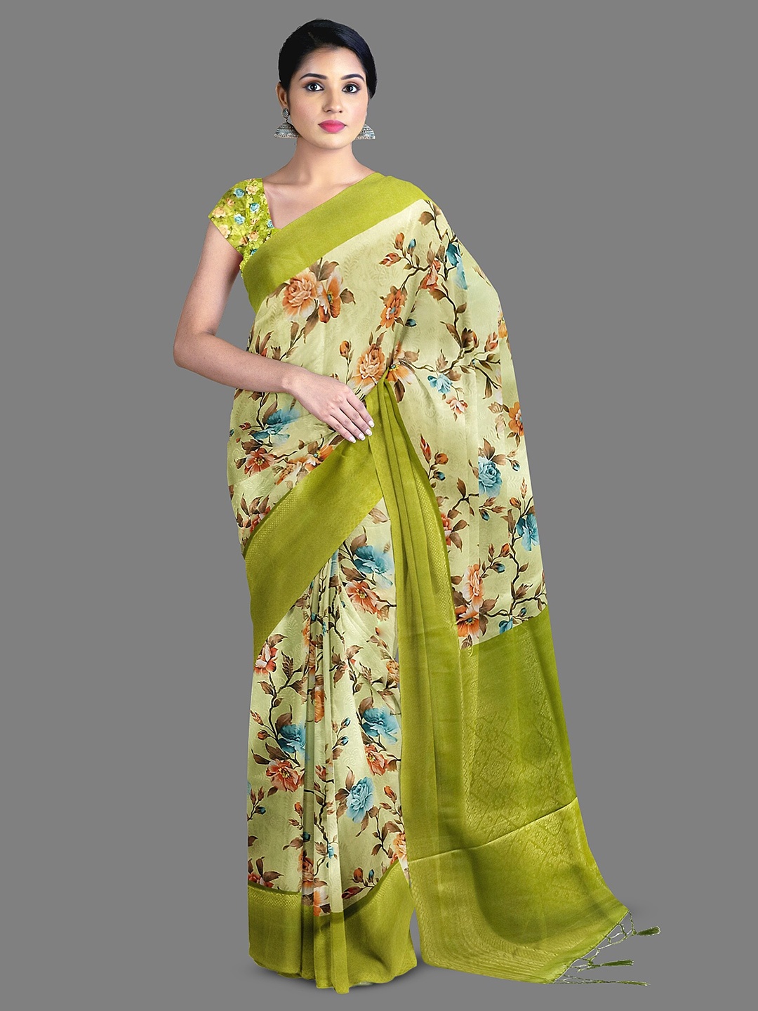 

The Chennai Silks Floral Woven Design Zari Kanjeevaram Saree, Beige