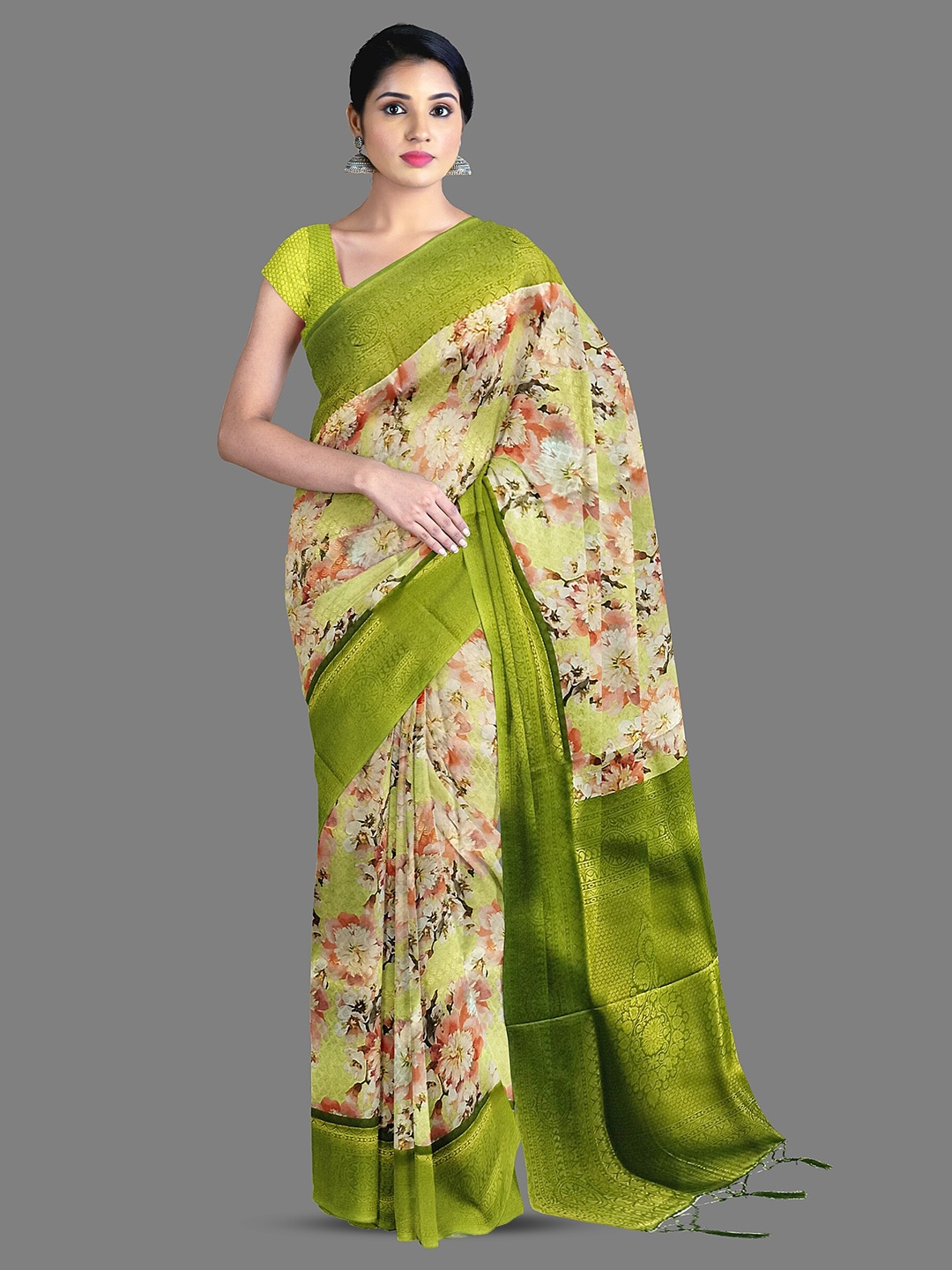 

The Chennai Silks Floral Woven Design Zari Kanjeevaram Saree, Green