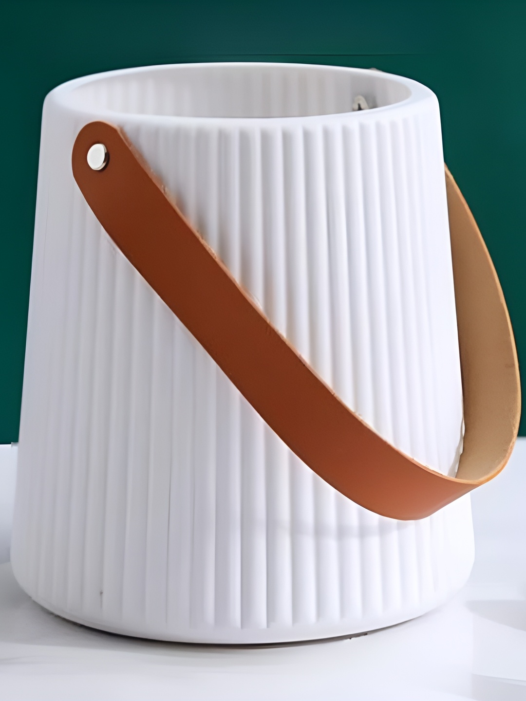 

Satyam Kraft White Unbreakable Flower Vase
