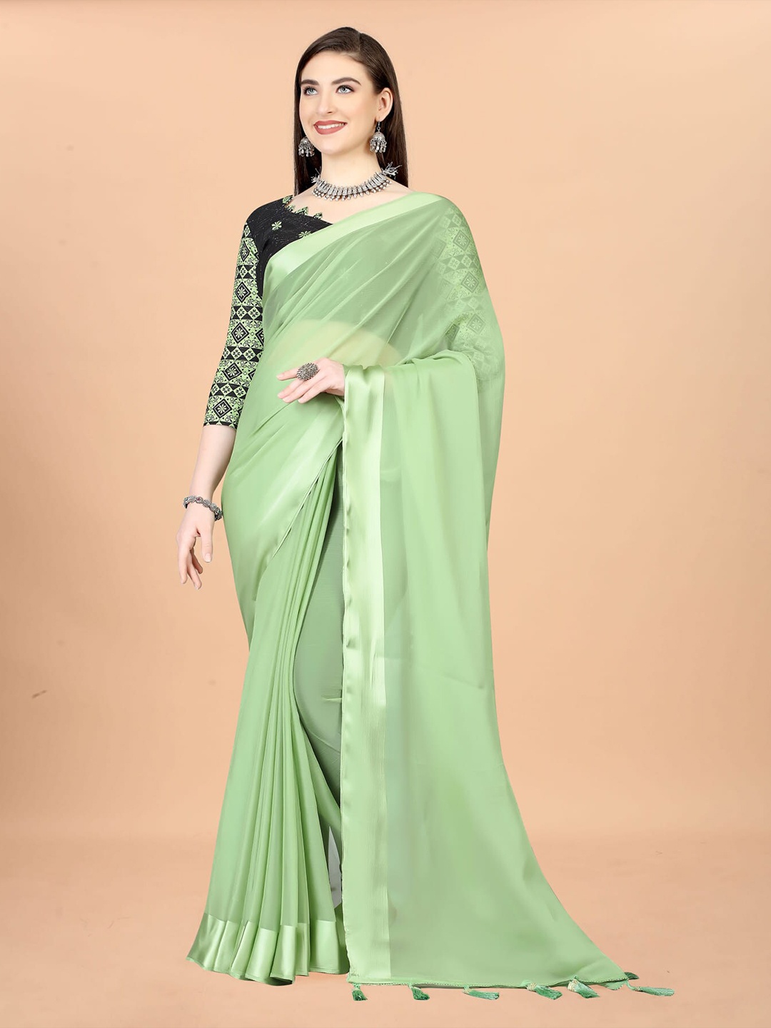 

Grubstaker Ethnic Silk Cotton Saree, Green
