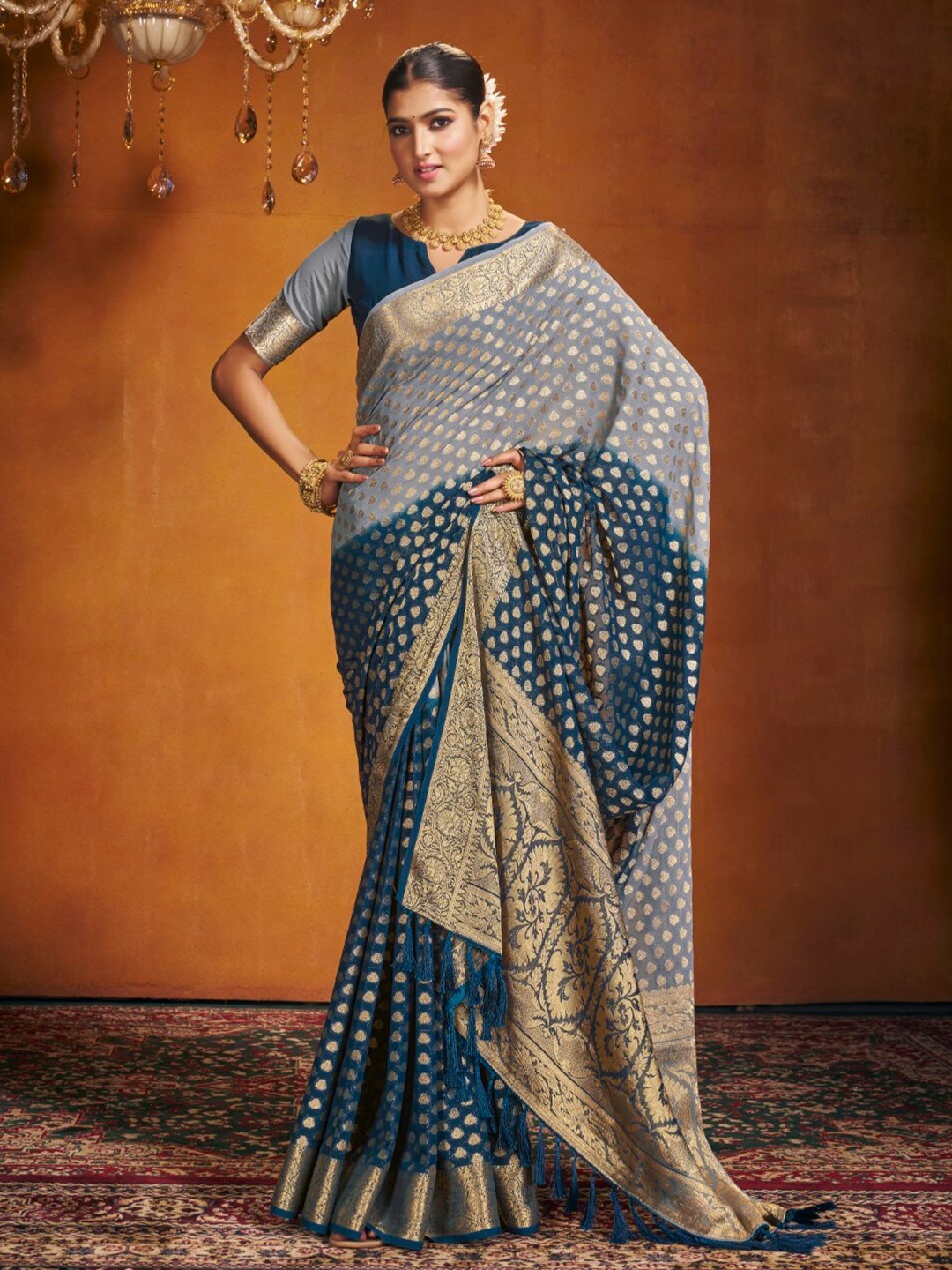 

DIVASTRI Floral Woven Design Zari Pure Georgette Banarasi Saree, Blue