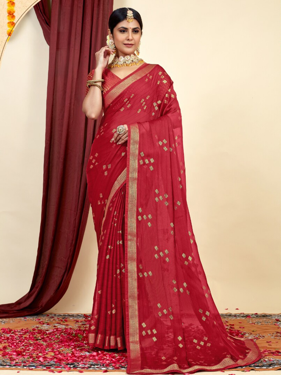 

Mitera Red & Gold-Toned Geometric Woven Design Zari Saree