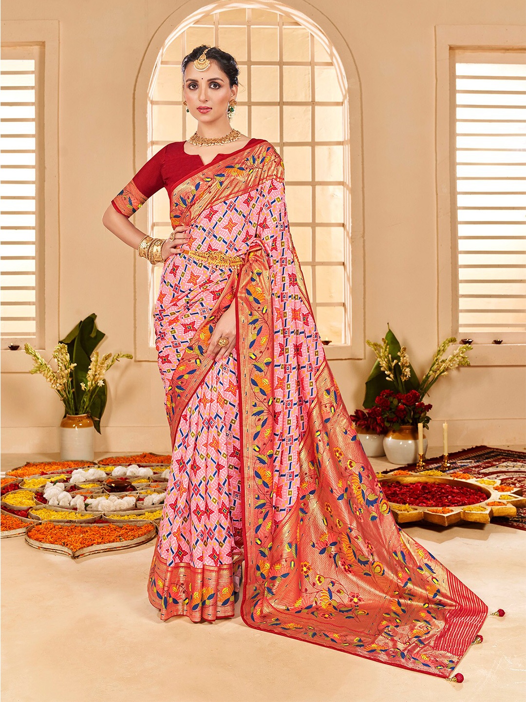 

Mitera Pink & Gold-Toned Ethnic Motifs Woven Design Zari Silk Cotton Saree