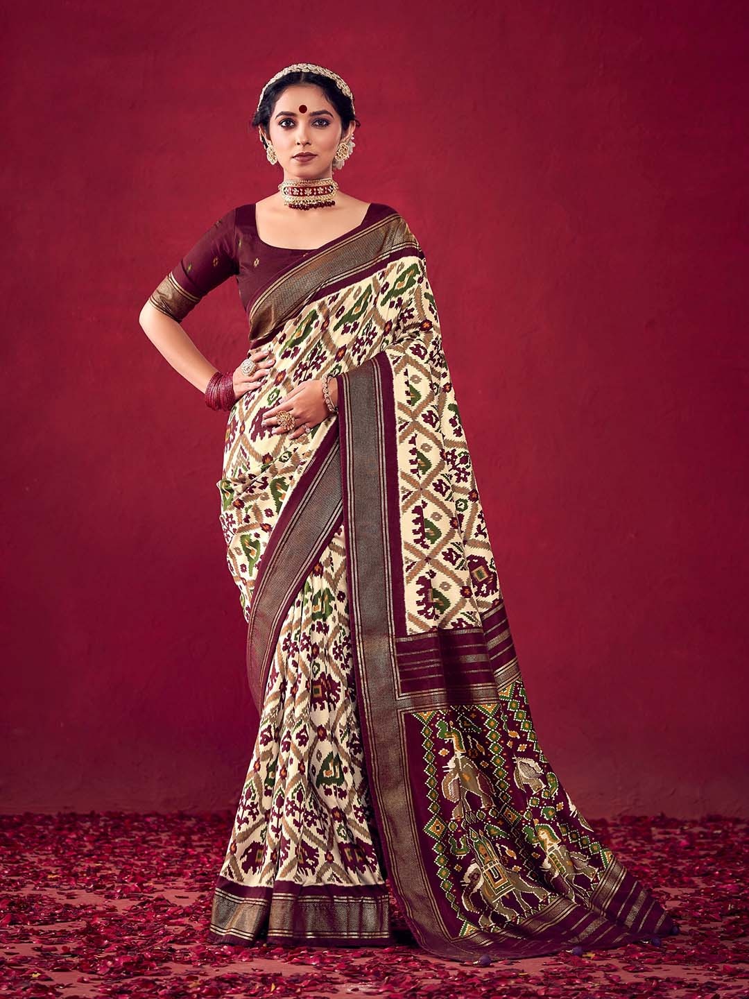

Mitera Off White & Maroon Ethnic Motifs Printed Zari Silk Cotton Saree