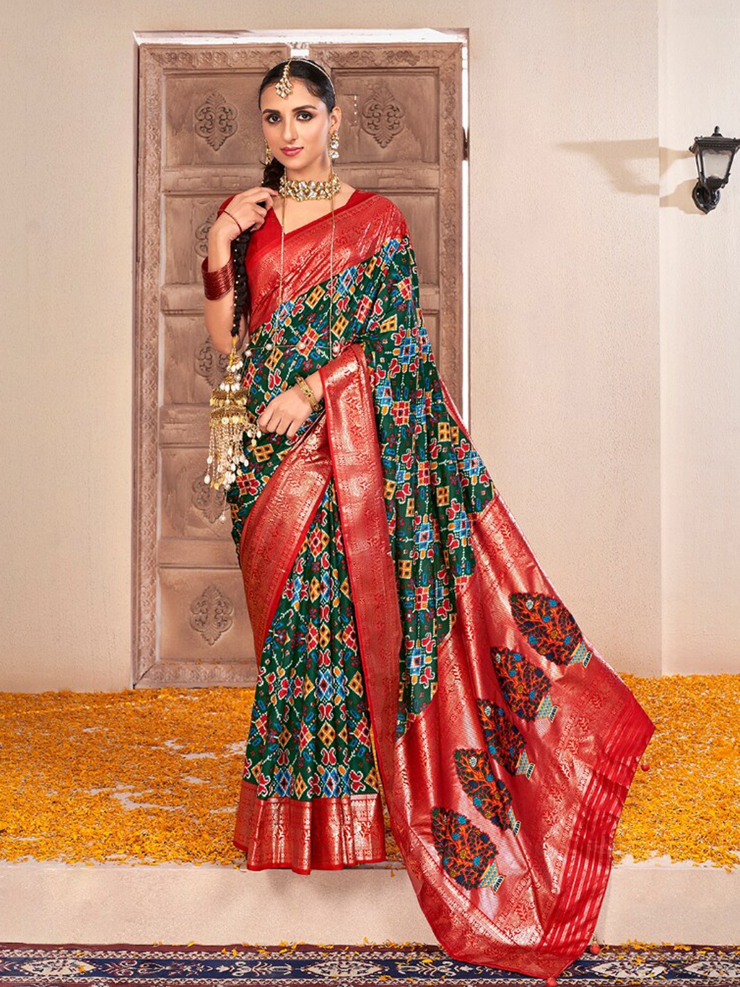

Mitera Ethnic Print Zari Silk Cotton Saree, Green