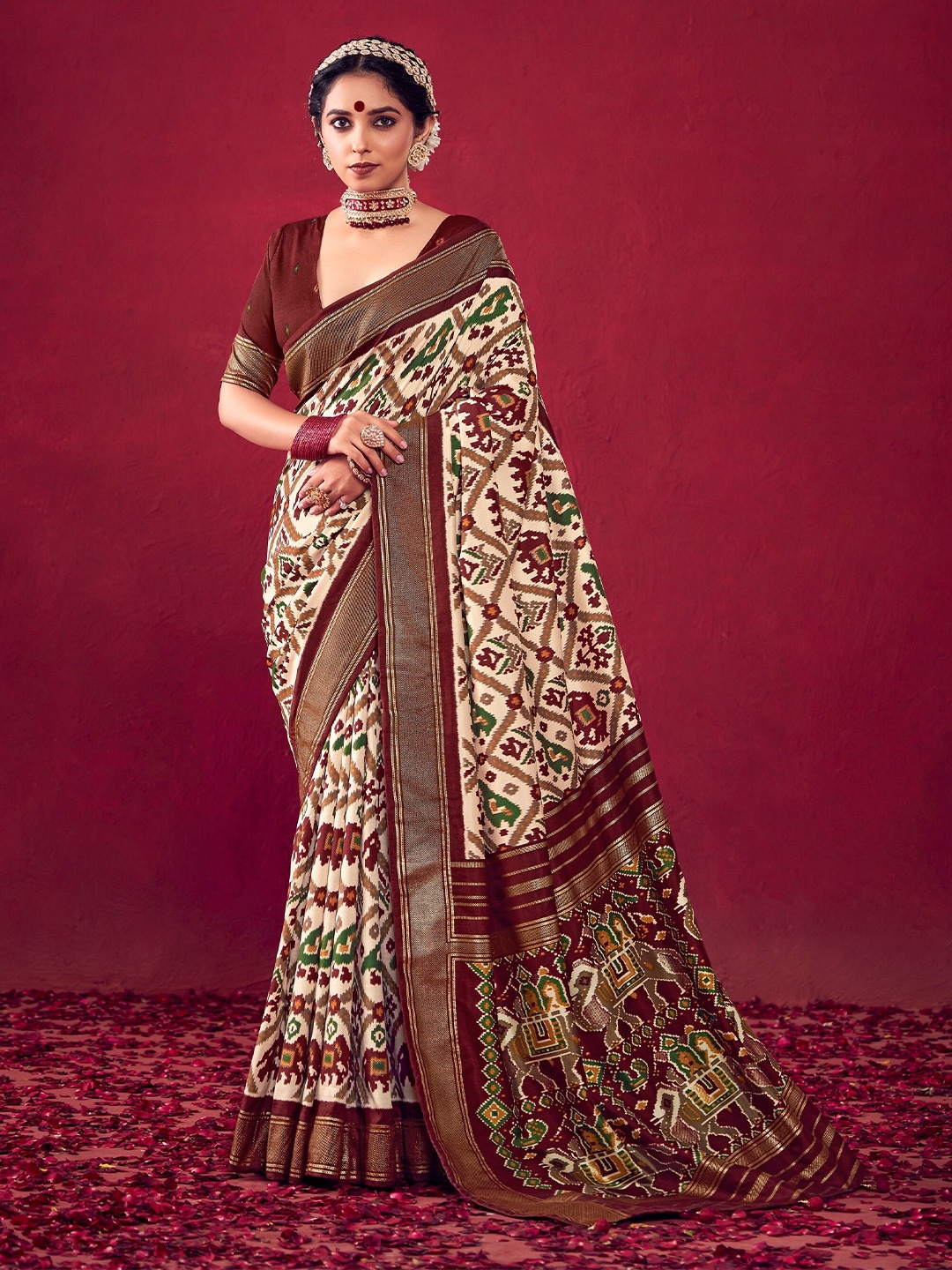 

Mitera Ethnic Zari Silk Cotton Saree, Maroon