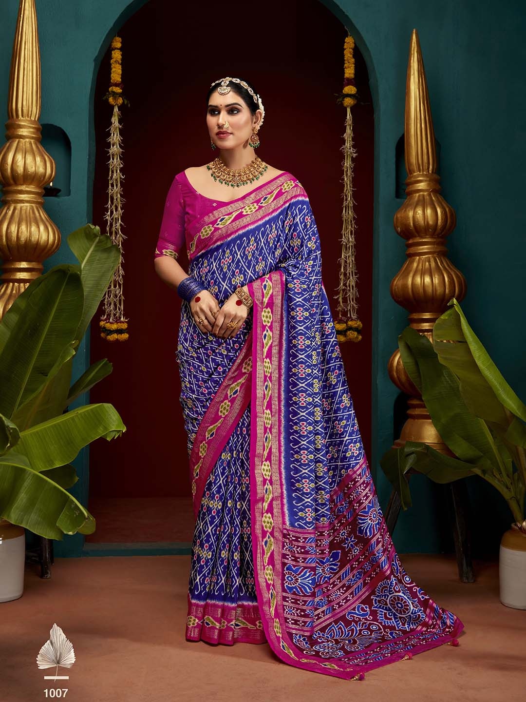 

Mitera Ethnic Motifs Zari Silk Cotton Saree, Blue