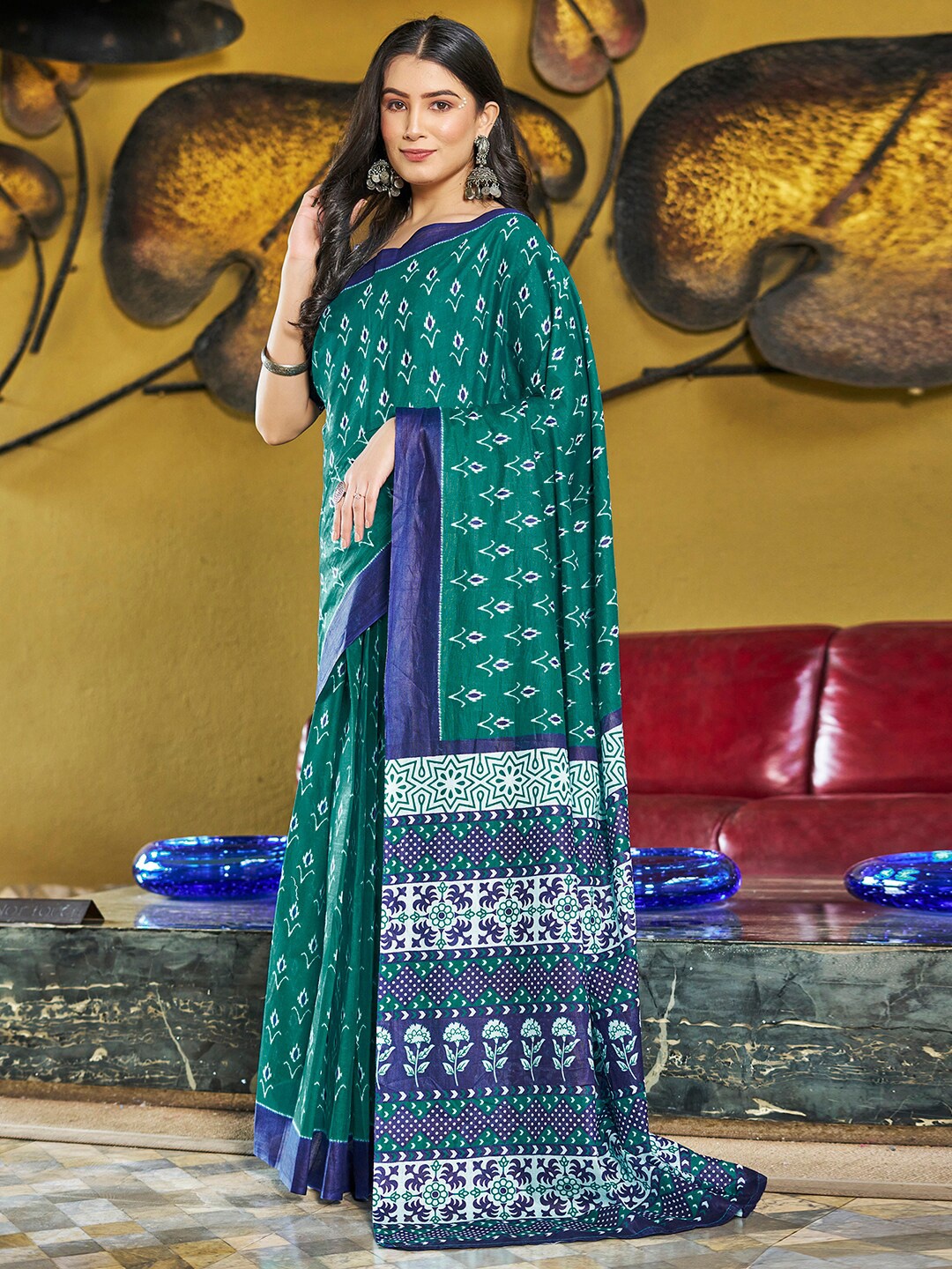 

Mitera Green & Blue Ethnic Motifs Printed Ready to Wear Ikat Saree