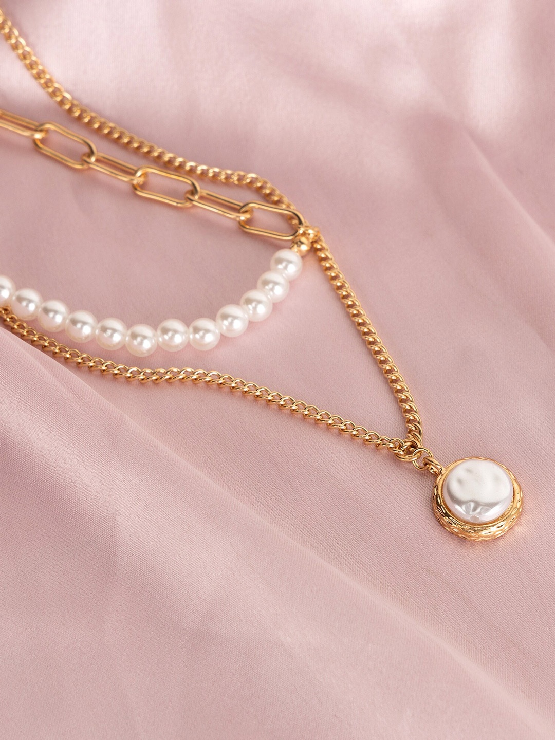 

Kazo Gold-Plated Pearl Layered Necklace