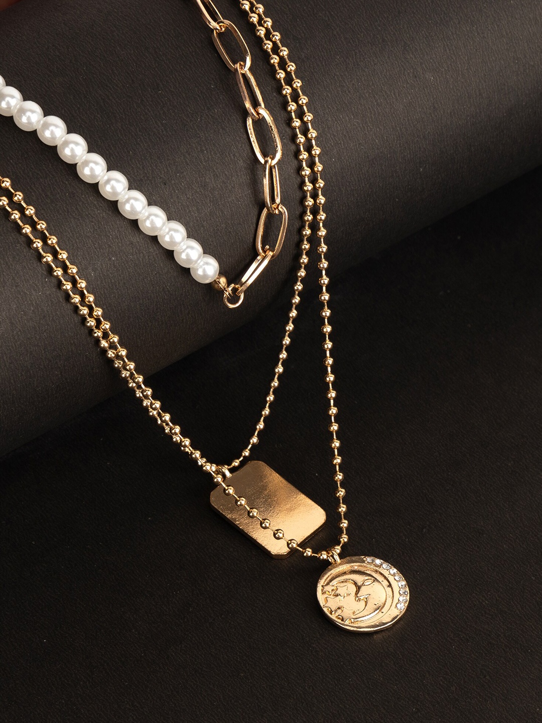 

Kazo Gold-Plated Necklace