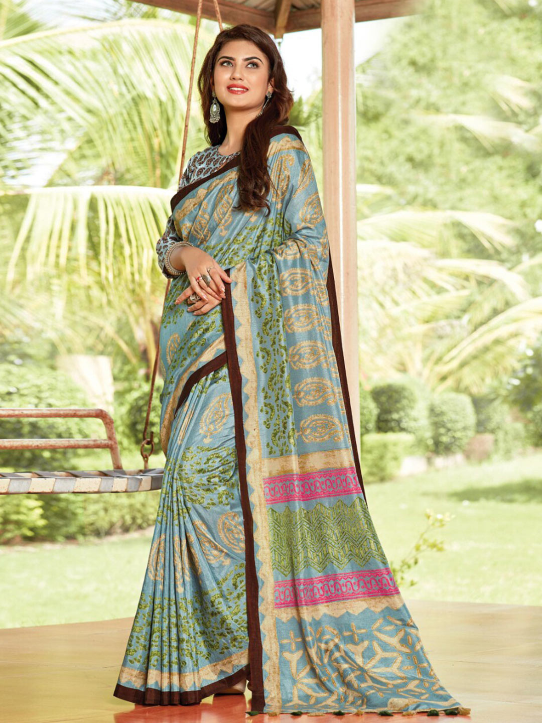 

Mitera Grey & Green Paisley Printed Pure Silk Saree