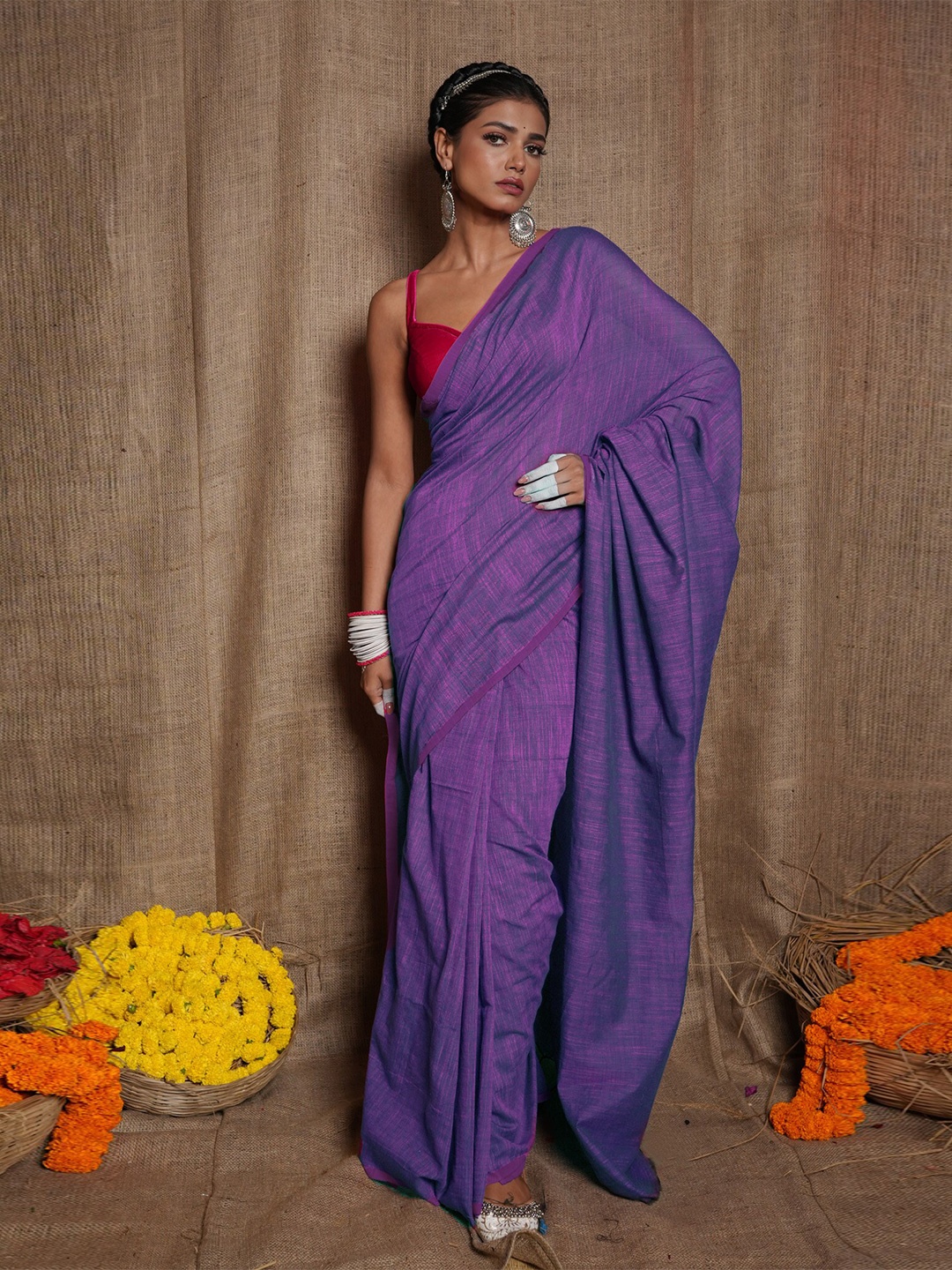 

Unnati Silks Woven Design Handloom Jamdani Pure Linen Saree, Blue