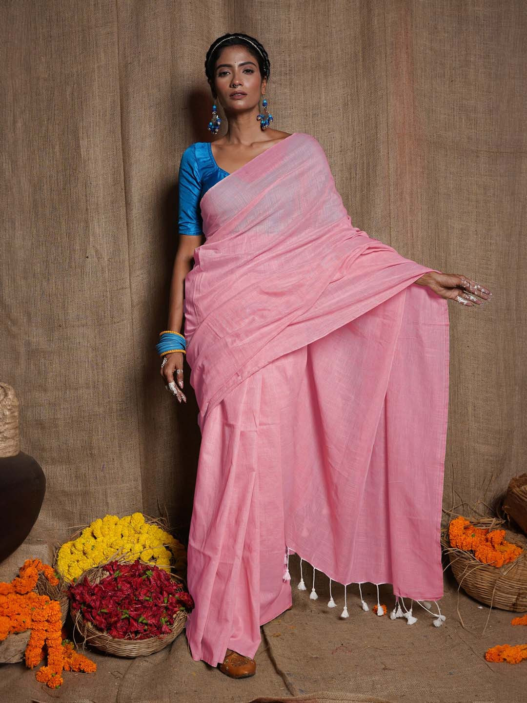 

Unnati Silks Woven Design Handloom Jamdani Pure Linen Saree, Pink