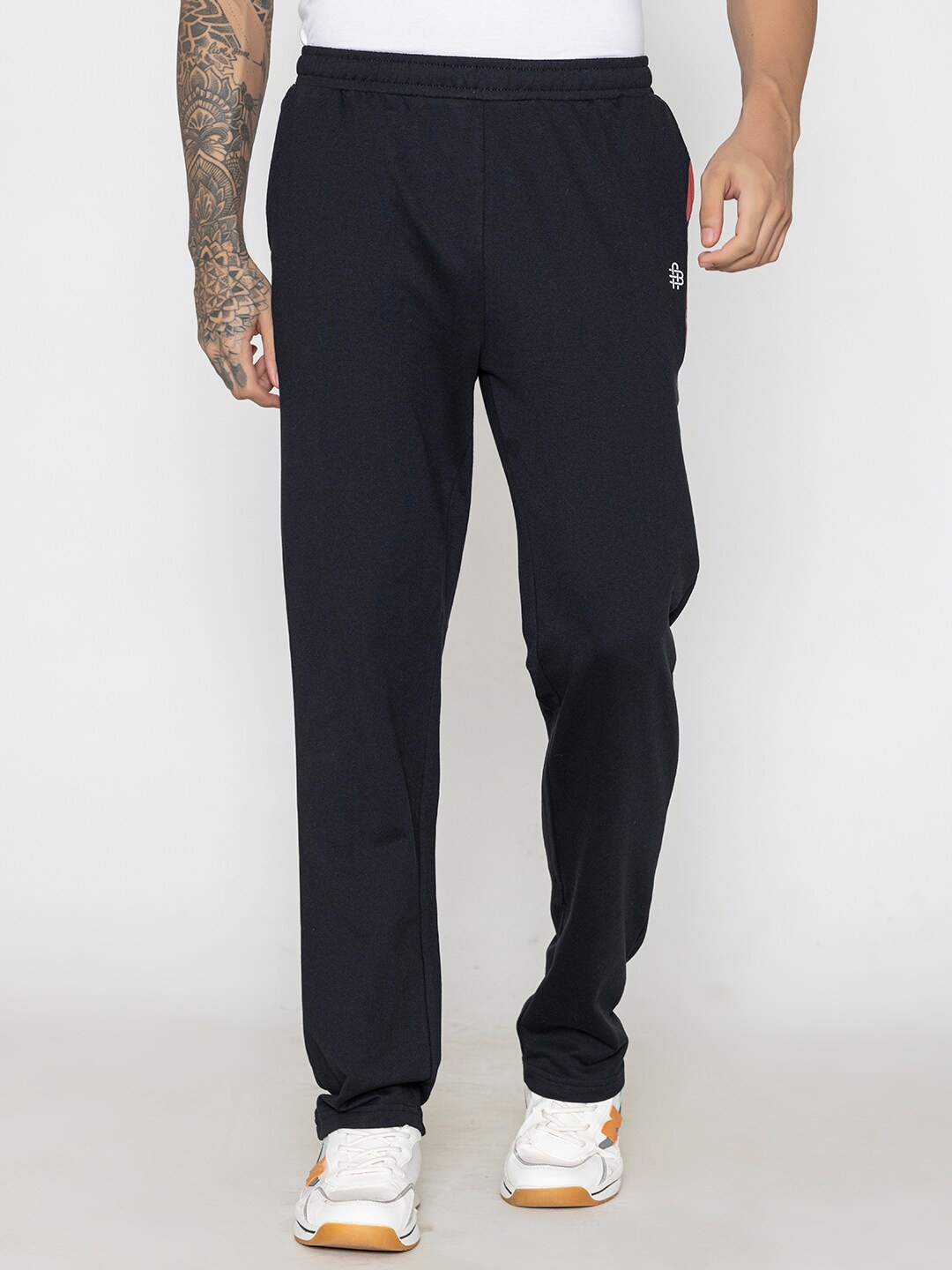 

Bonjour Men Typography Printed Terry Cotton Track Pant, Black