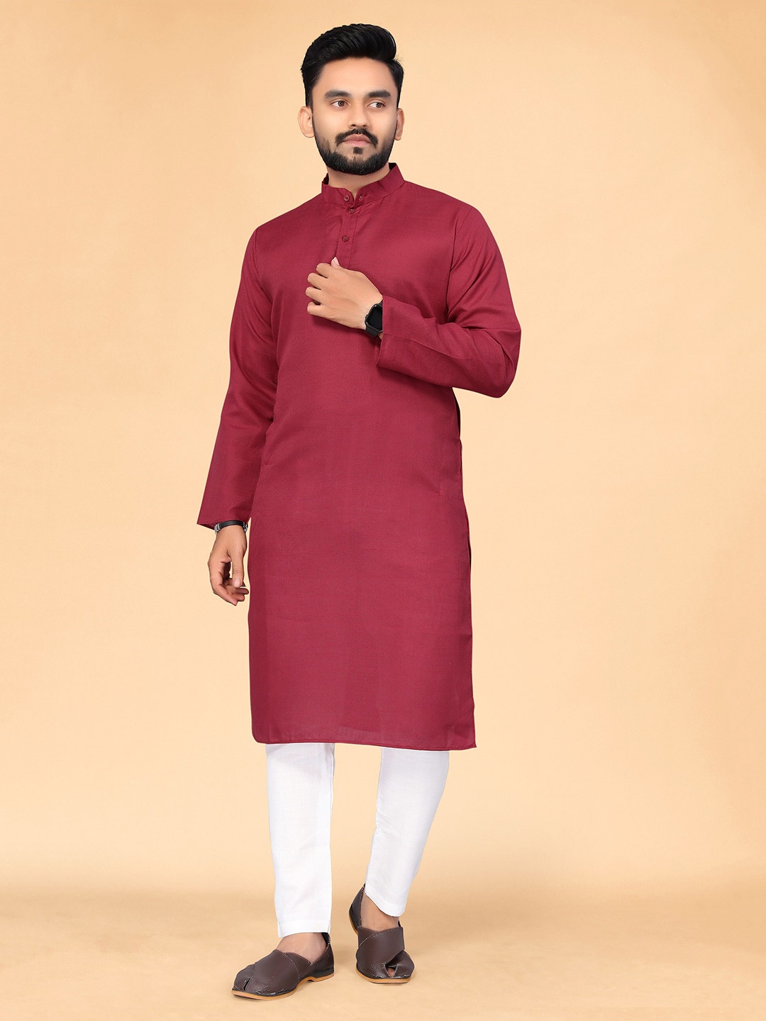 

HERE&NOW Mandarin Collar Long sleeves Straight Kurta, Maroon