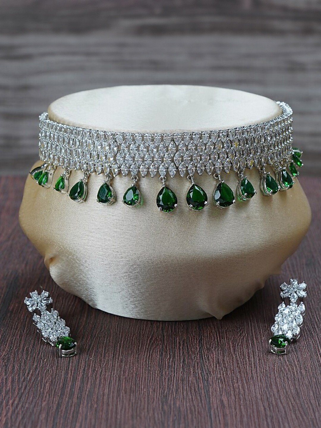 

House of Pataudi Rhodium-Plated AD-Studded Jewellery Set, Silver
