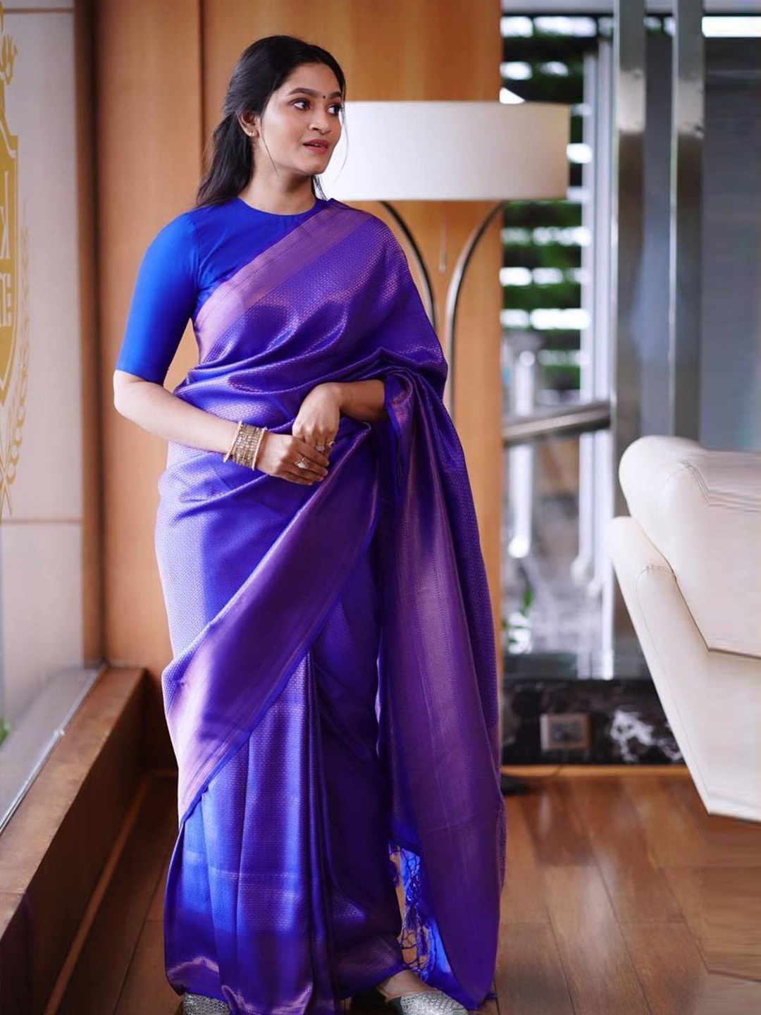 

RadadiyaTRD Woven Design Zari Silk Cotton Banarasi Saree, Blue