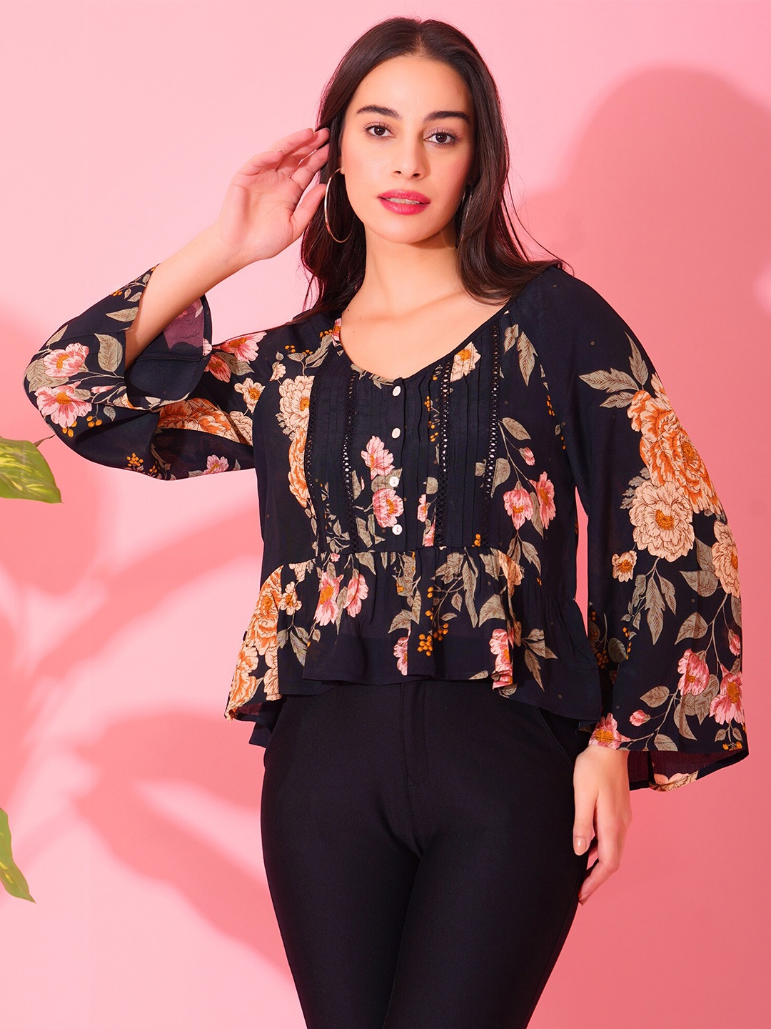 

DEBONATELLA Floral Printed Crepe Top, Black