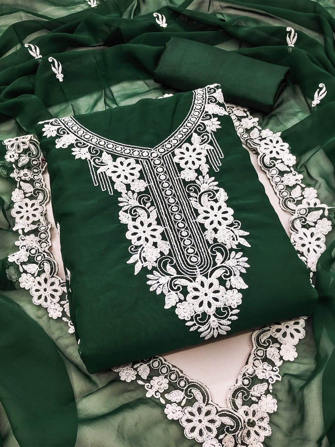 

ZEEPKART Floral Embroidered Unstitched Dress Material, Green