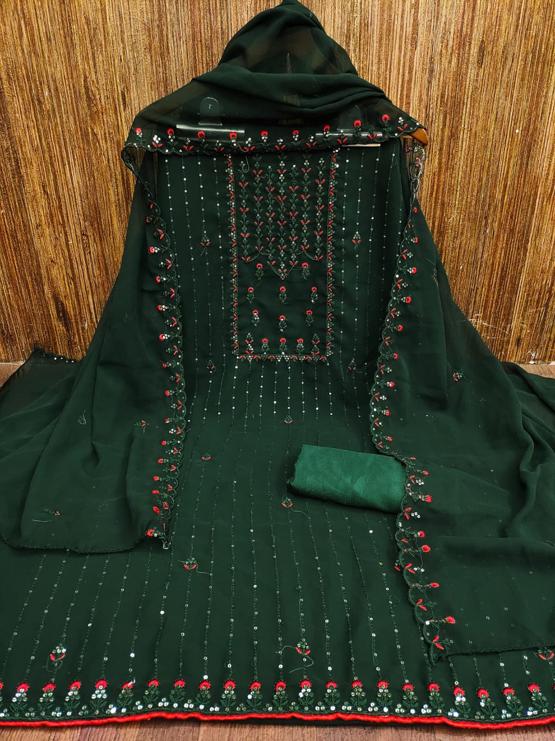 

ZEEPKART Floral Embroidered Sequinned Unstitched Dress Material, Green