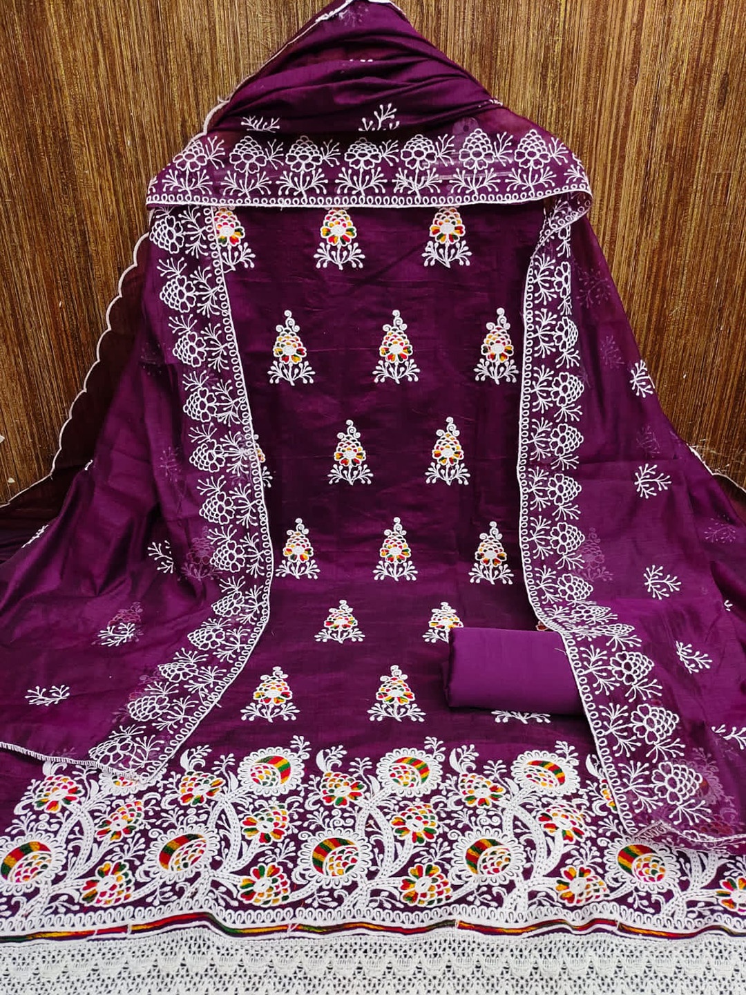 

ZEEPKART Floral Embroidered Unstitched Dress Material, Purple