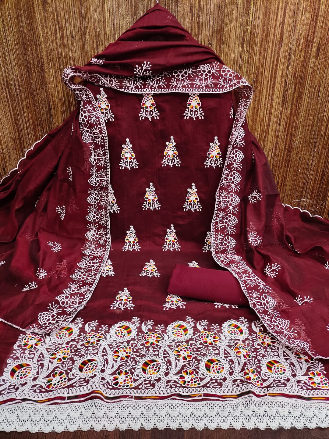 

ZEEPKART Floral Embroidered Unstitched Dress Material, Maroon