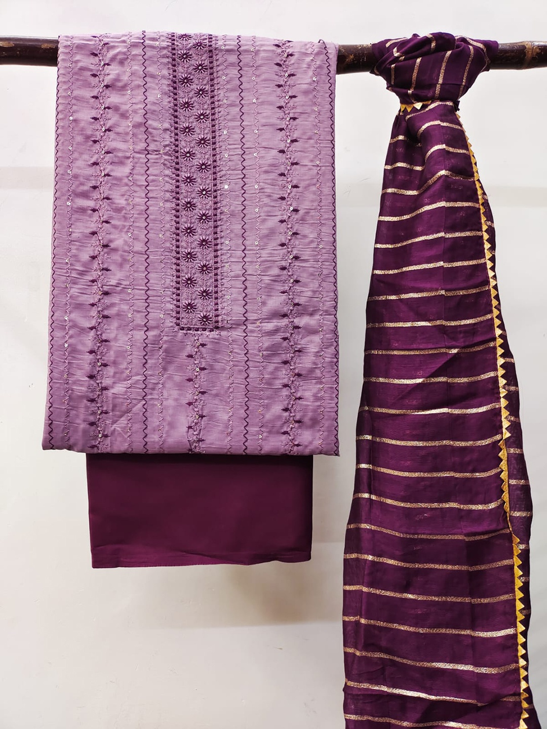 

ZEEPKART Floral Embroidered Unstitched Dress Material, Magenta
