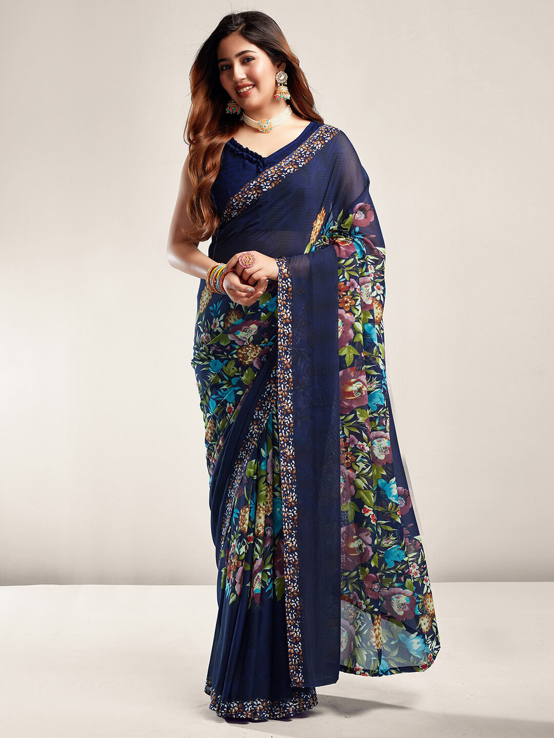 

KALINI Floral Printed Saree, Blue