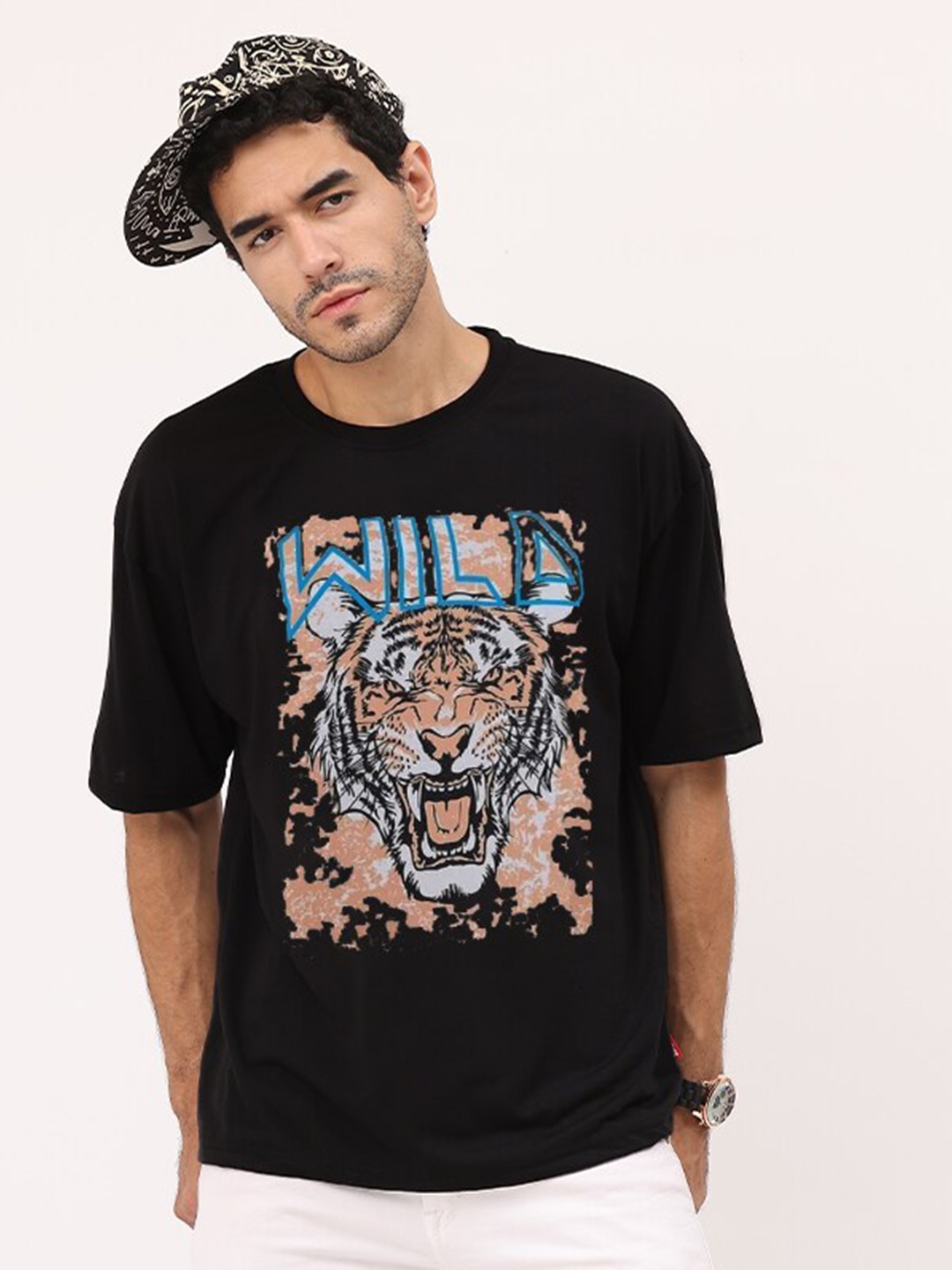 

Leotude Graphic Printed Round Neck Oversized T-shirt, Black