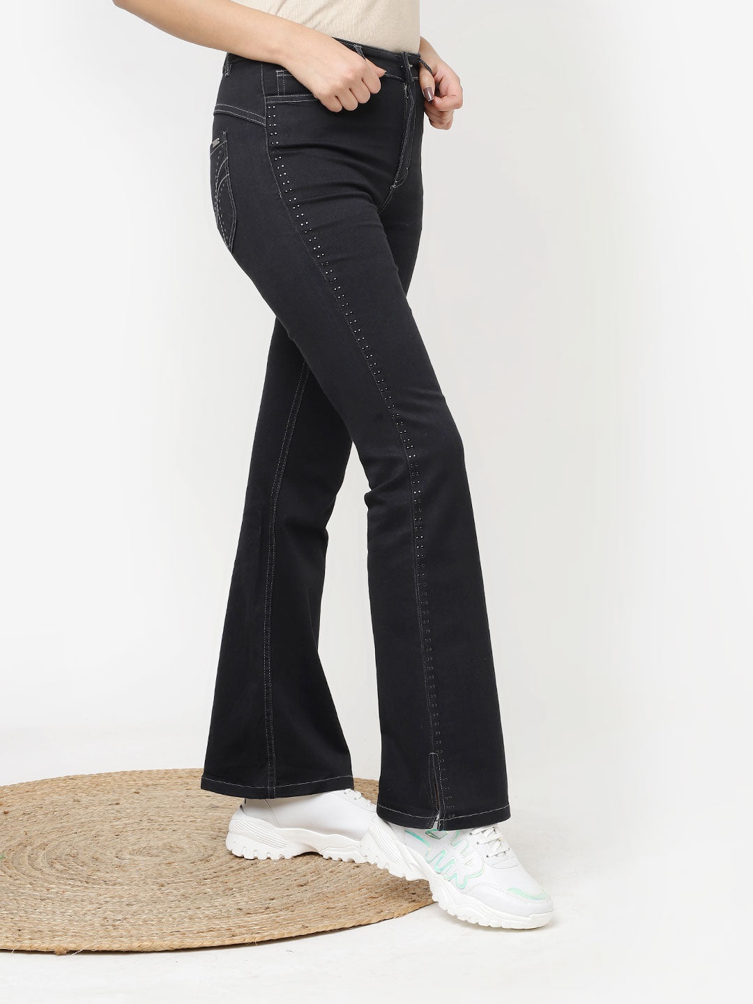 

Lakshita Women Jean Skinny Fit Mid Rise Denim Jeans, Black