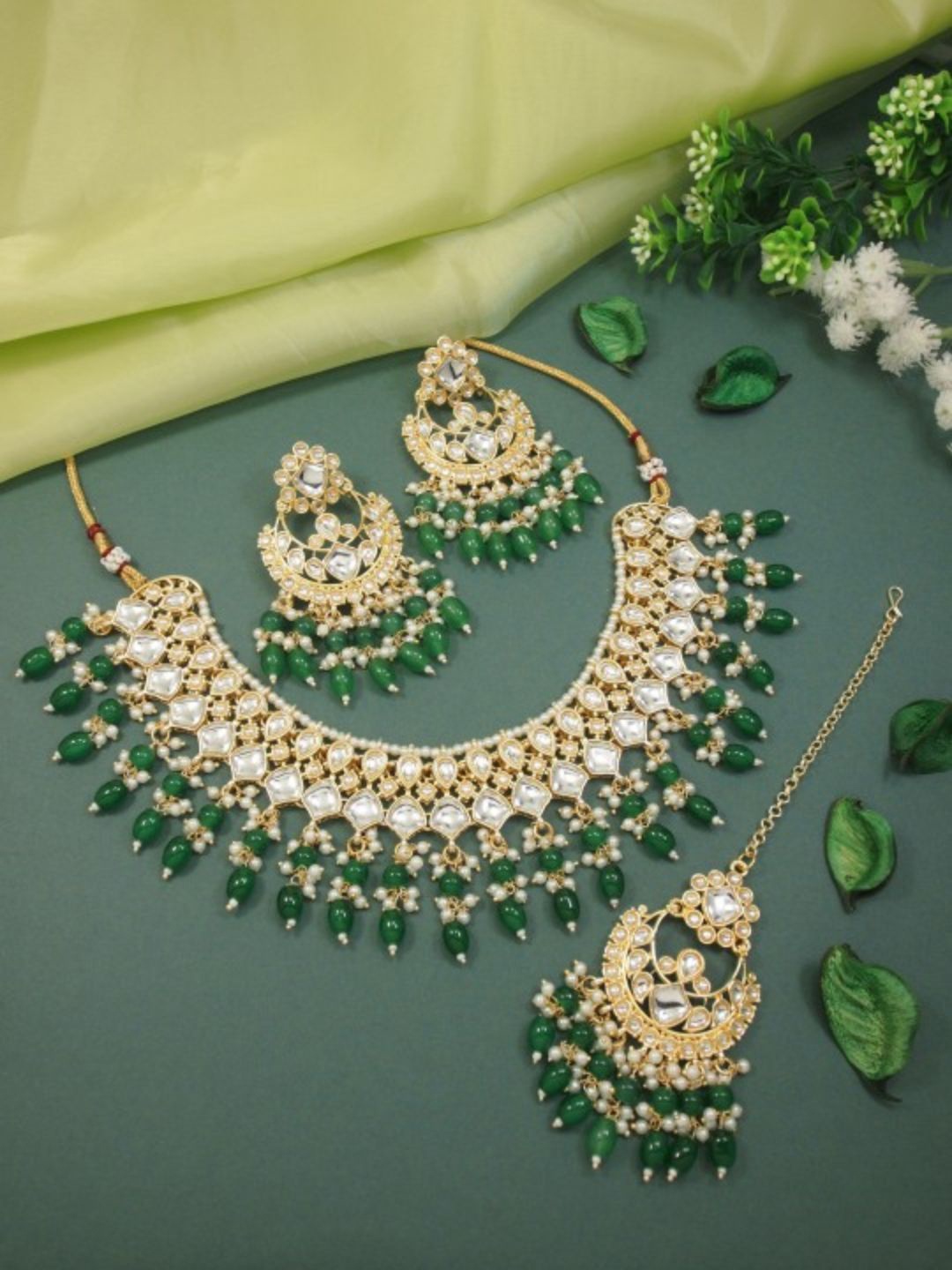 

I Jewels Gold-Plated Kundan Studded & Beaded Jewellery Set