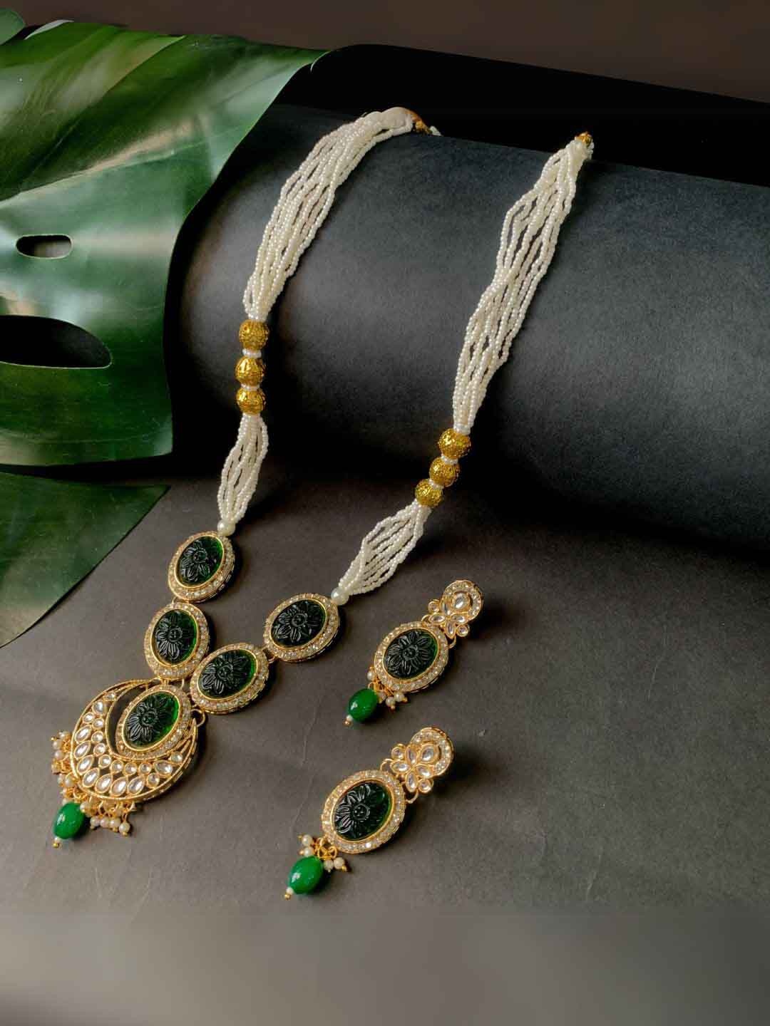 

I Jewels Gold-Plated Kundan Studded & Beaded Jewellery Set