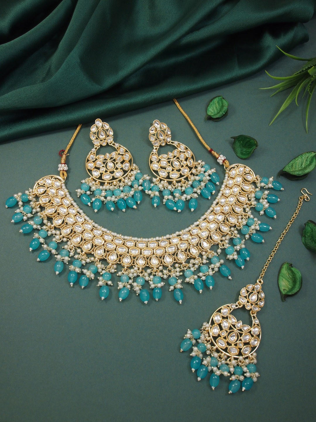 

I Jewels Gold-Plated Kundan Studded & Beaded Jewellery Set