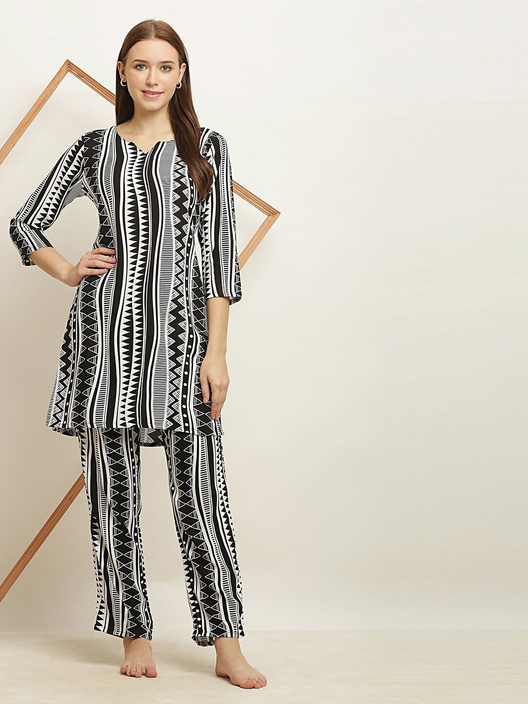 

USA FANTASY Geometric Printed Night suit, Black