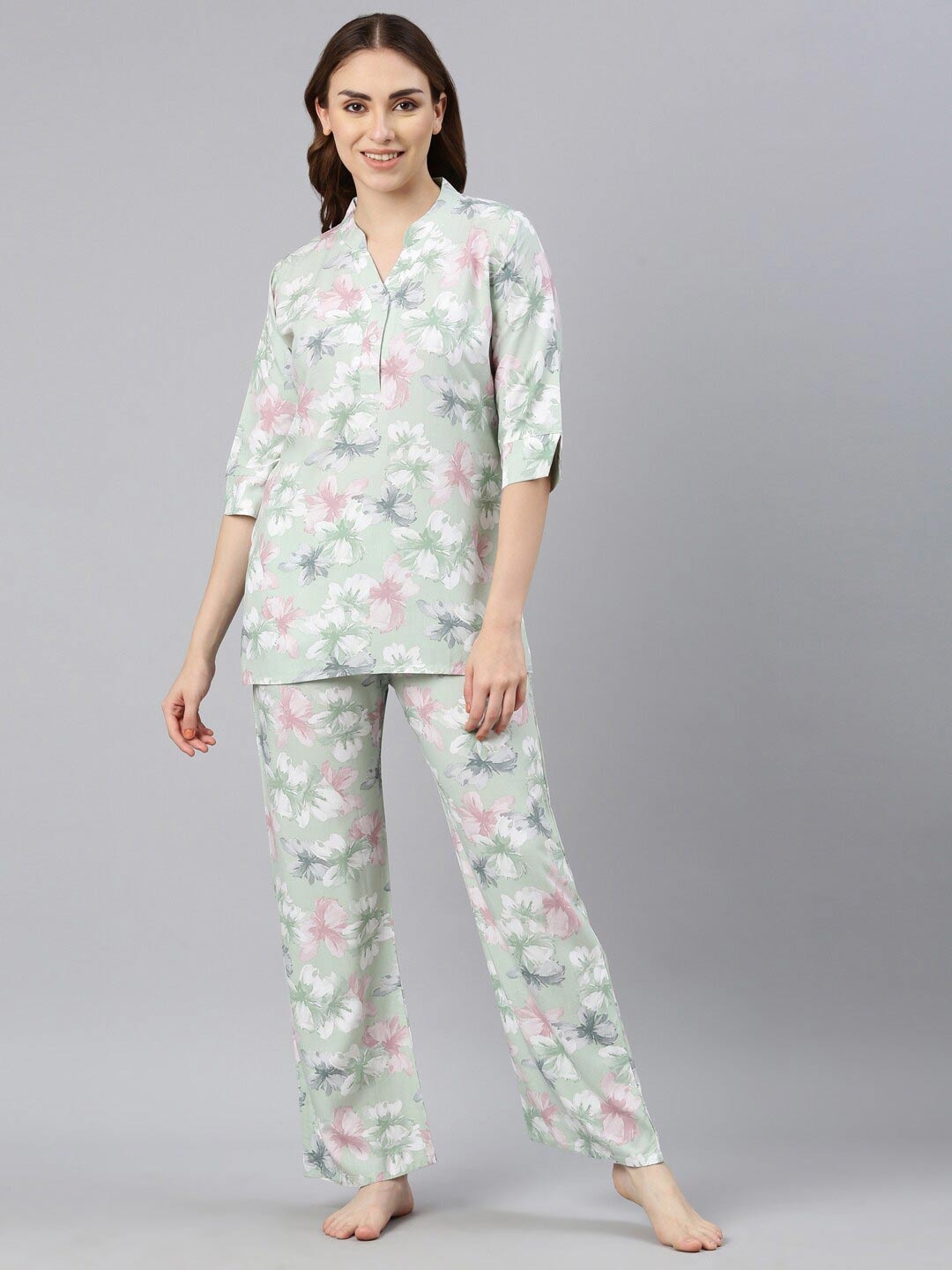 

GOLDSTROMS Floral Printed Mandarin Collar Top & Pyjama, Green