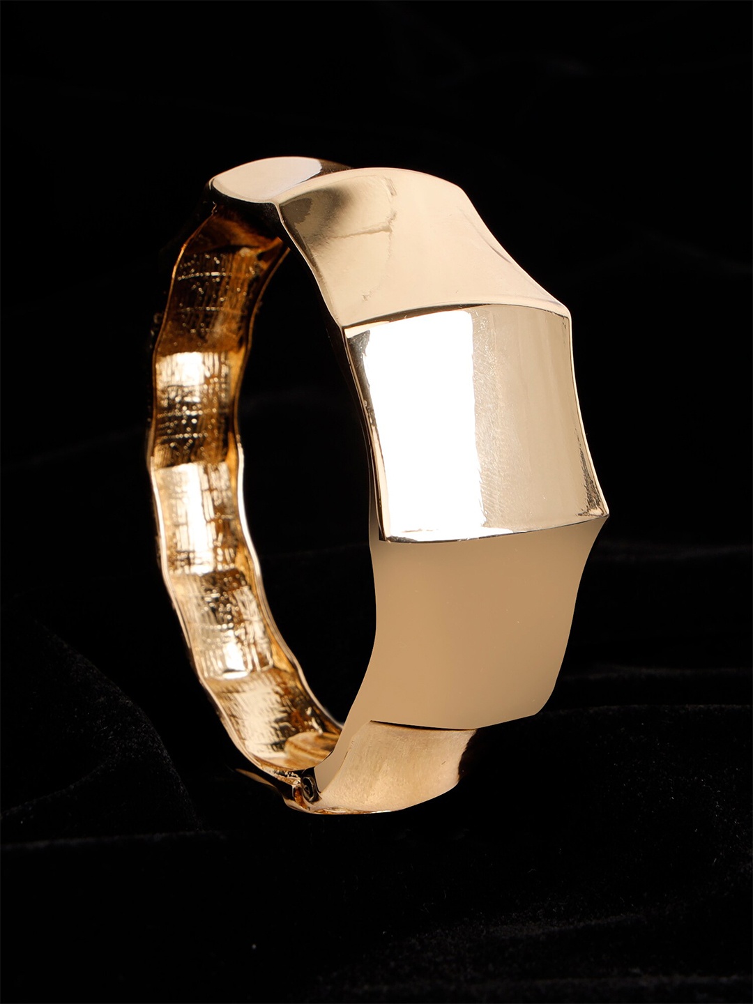 

Kazo Gold-Plated Bangle-Style Bracelet