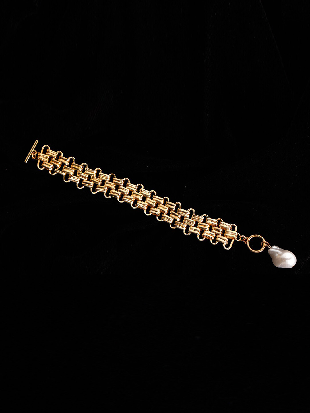 

Kazo Gold-Plated Link Bracelet