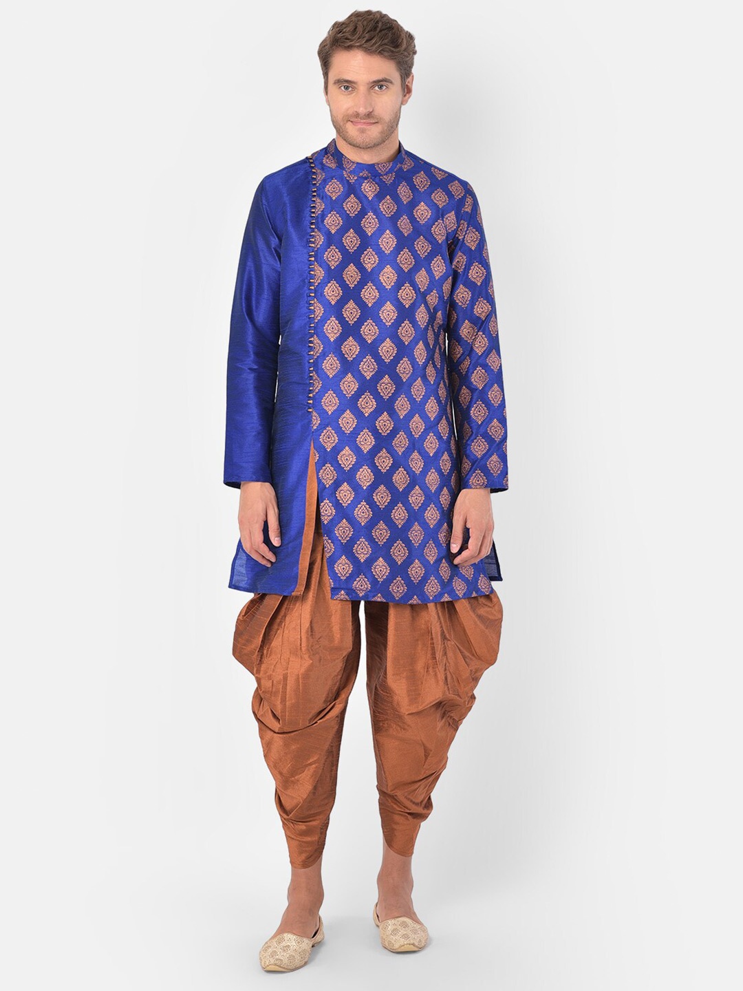 

DEYANN Ethnic Motifs Mandarin Collar Long Sleeves Angrakha Dupion Silk Kurta with Patiala, Blue
