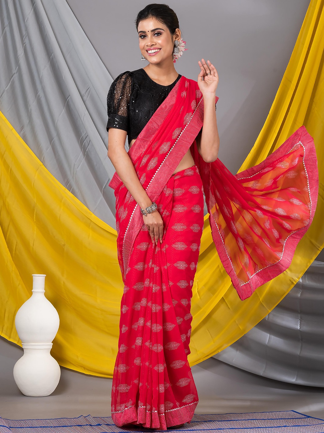 

MAHALASA Ethnic Motifs Embroidered Saree, Red