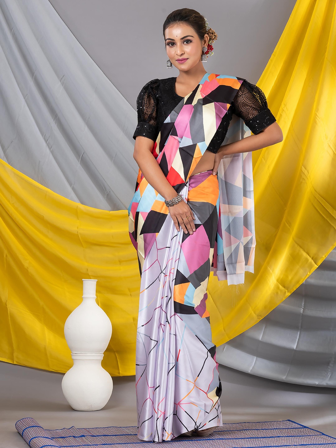 

MAHALASA Abstract Printed Saree, Lavender