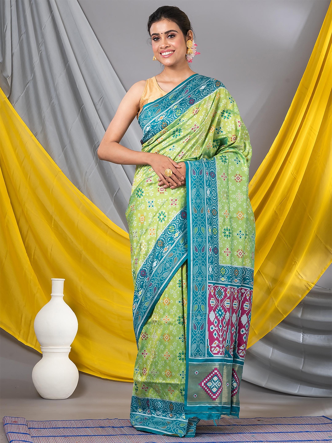 

MAHALASA Ethnic Motifs Woven Design Zari Saree, Lime green