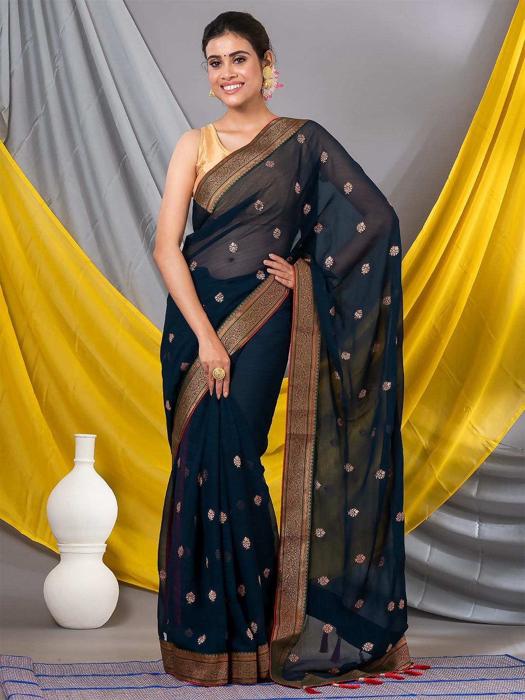 

MAHALASA Ethnic Motifs Embroidered Pure Chiffon Zari Saree, Teal